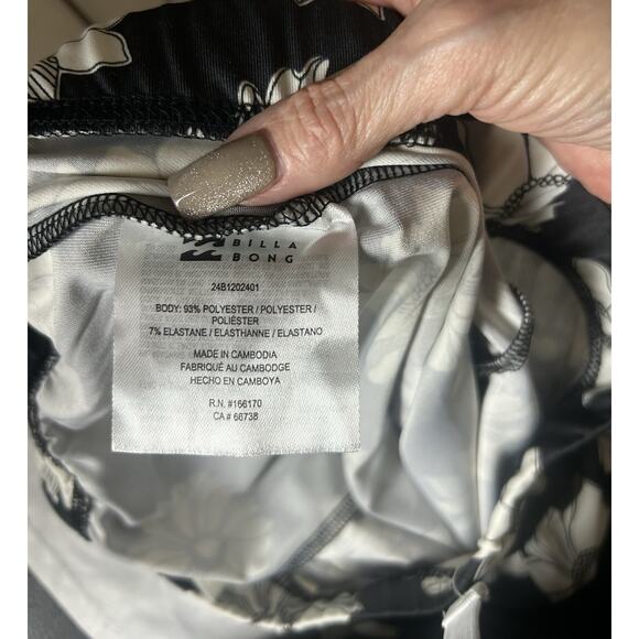 Billabong Flower Print Nwt Women’s Pull In Pant Flare Style Size Large, 70’s - Picture 10 of 10